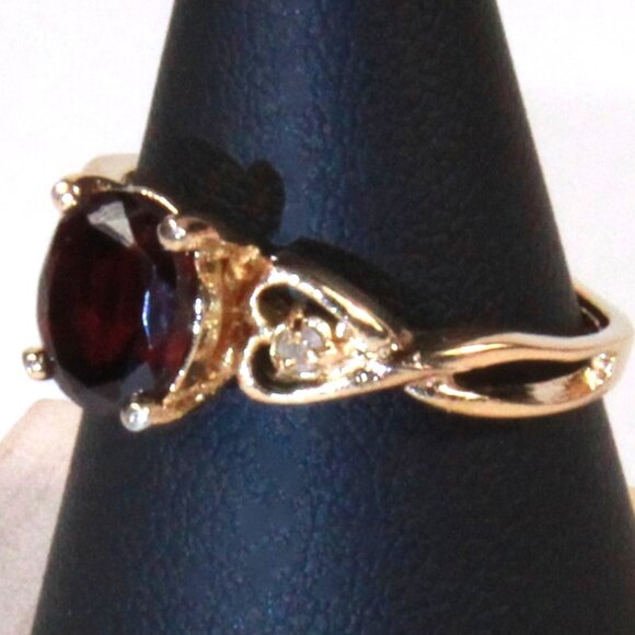 Vintage Gold Tone Ring with a Faux Garnet and Clear Rhinestones - Picture 6 of 7